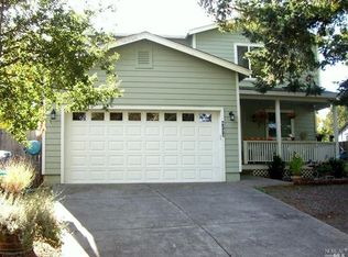 8173 Park Ave, Forestville, CA 95436
