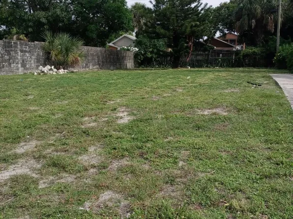 624 56th Street, West Palm Beach, FL 33407