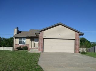 1914 N Nickelton Ct, Wichita, KS 67235