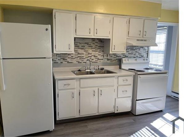 429 S Chestnut St APT B
