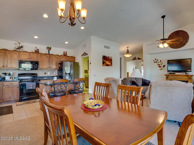 61736 E Oakwood Dr — Photo 6