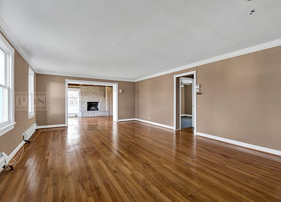 4th image of 9605 Keeler Ave