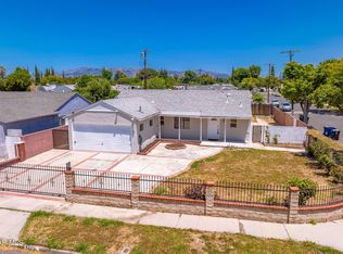 17731 Arminta St, Reseda, CA 91335