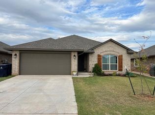 18224 Autumn Grove Dr, Edmond, OK 73012