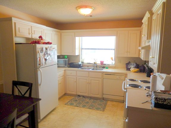 4th image of 1504 Noah Ct