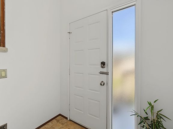4th image of 69 Dunluce Rd NW