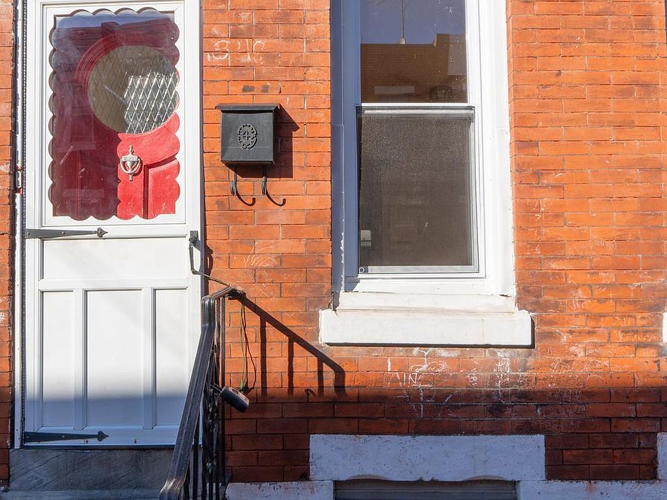 1st image of 1848 S Rosewood St