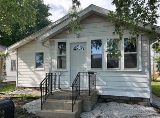 812 W 5th St, Muncie, IN 47302