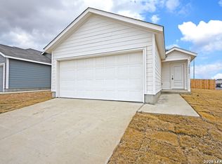 14605 Mudstone Pl, Elmendorf, TX 78112