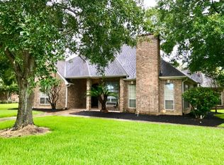2811 Merriman St, Port Neches, TX 77651