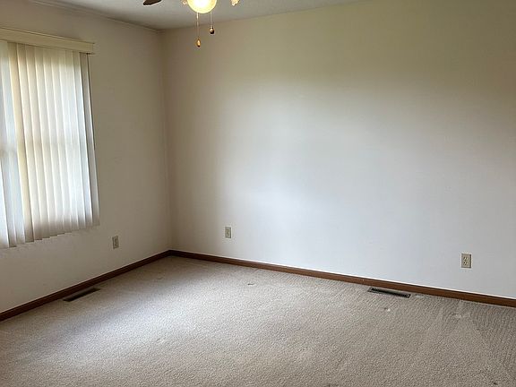 5th image of 1206 Beauchamp Ave