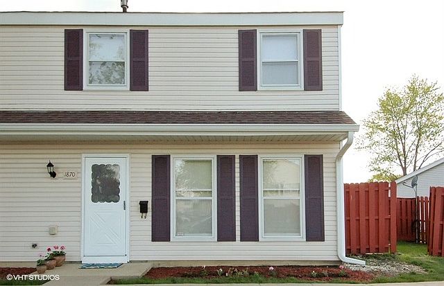 1st image of 1870 Stockton Dr #3273