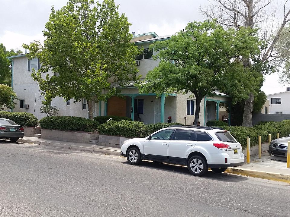 2nd image of 502 Columbia Dr SE