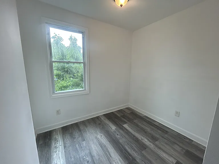 2930 W Arizona St — Photo 15