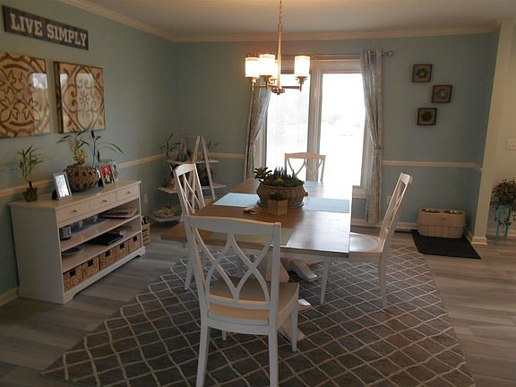 4th image of 2409 Kingston Pt