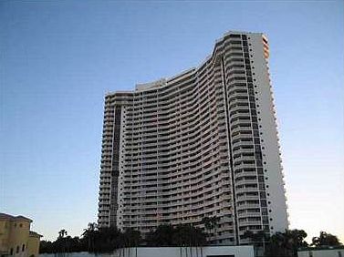 3rd image of 1000 Island Blvd #2807