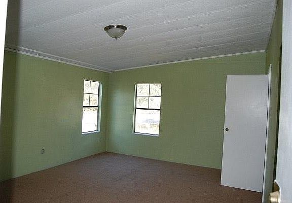 3rd image of 524 Creekwood Run