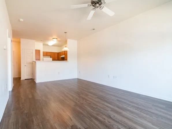 Brookhaven at County Line, 940 Wild Indigo Ln #A883fcced, Indianapolis, IN 46227