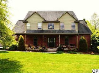 12 Orchard Dr, Dillsburg, PA 17019