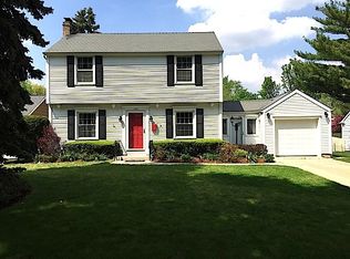 1409 W Acres Rd, Joliet, IL 60435