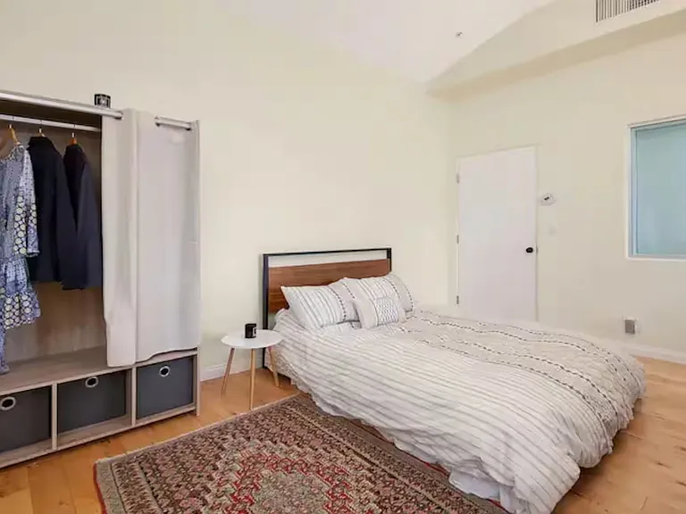 2373 Tuna Canyon Rd — Photo 3