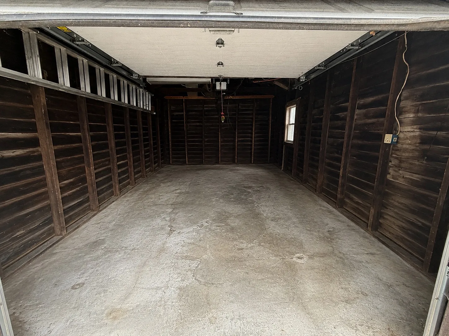 Studio, 300 sqft, $200 — Photo 2