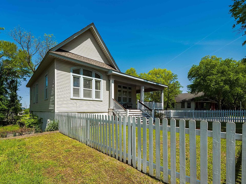 2130 Clarendon Ave, Bessemer, AL 35020 Zillow