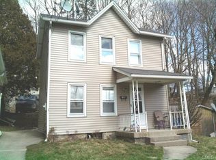 15 Town Hill Ave, Danbury, CT 06810