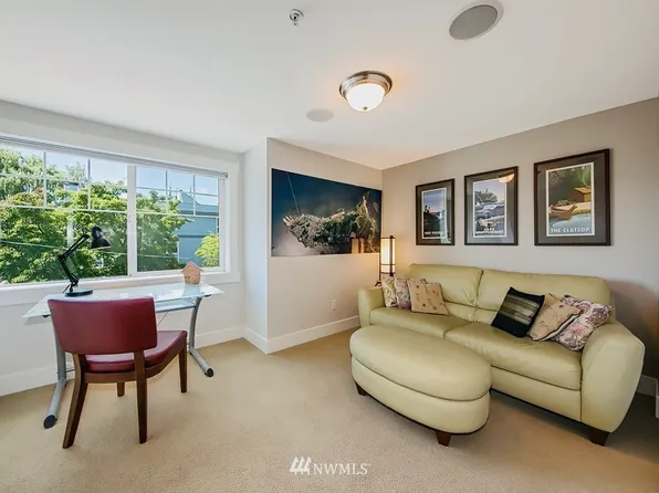 1110 10th Ave E APT A, Seattle, WA 98102