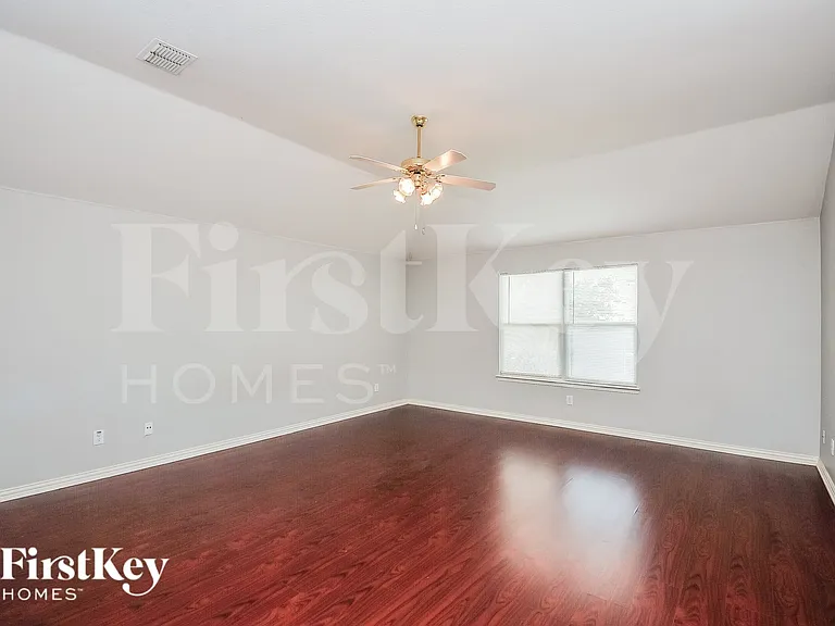 8312 Tribute Ln — Photo 9