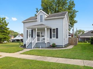 1004 9th St, Highland, IL 62249