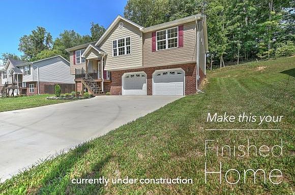 1st image of 120 Grove Dr