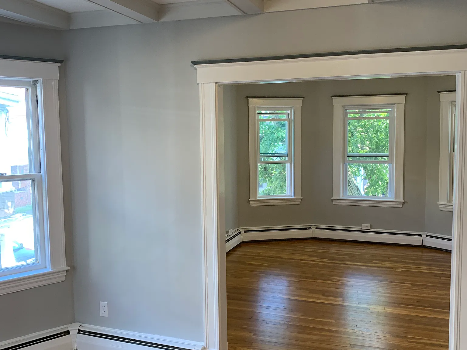 4 bed, 1389 sqft, $3,400 — Photo 3