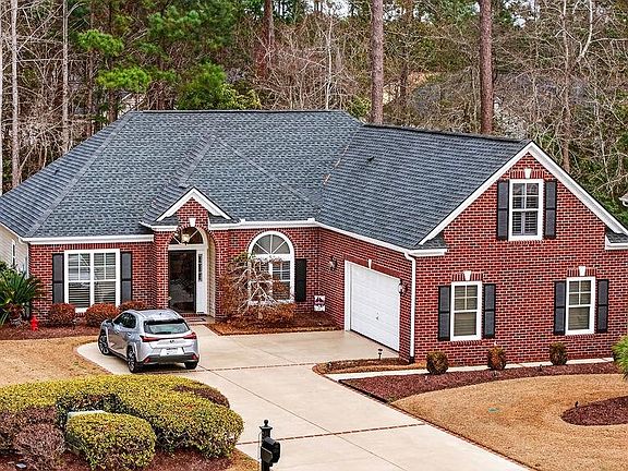 2nd image of 20 Willowbend Dr.