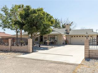 12386 Pawnee Rd, Apple Valley, CA 92308