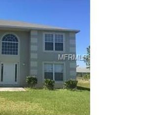 576 Kilimanjaro Dr, Kissimmee, FL 34758