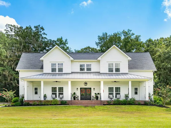 2962 Anchor Watch Dr, Wadmalaw Island, SC 29487