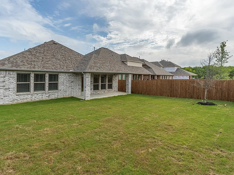 5917 Bellflower Dr — Photo 26