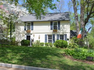 1119 North Dr, Saint Louis, MO 63122