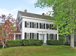 22 The Kings Hwy, Newcastle, ME 04553