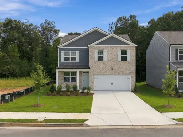 8176 Coldstream Dr, Fairburn, GA 30213