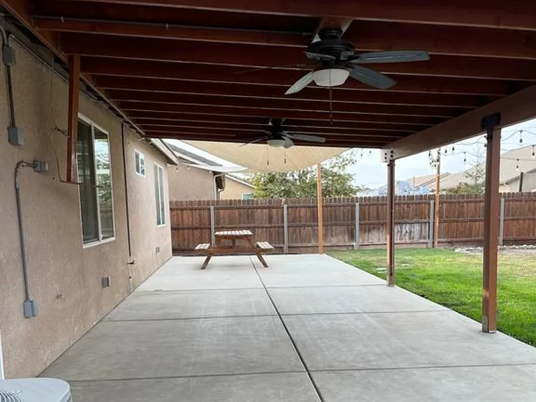 2468 Bay Hill Ave — Photo 11