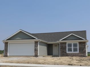 306 Railroader Dr, Garrett, IN 46738