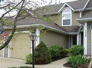 2408 Wrens Dr S, Stow, OH 44224