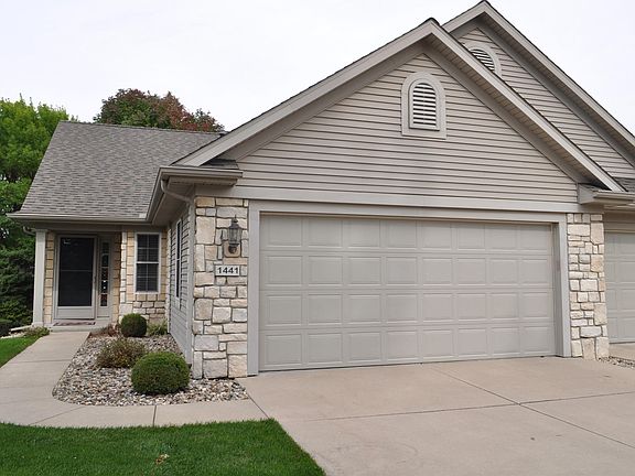 2nd image of 1441 Canterbury Ct