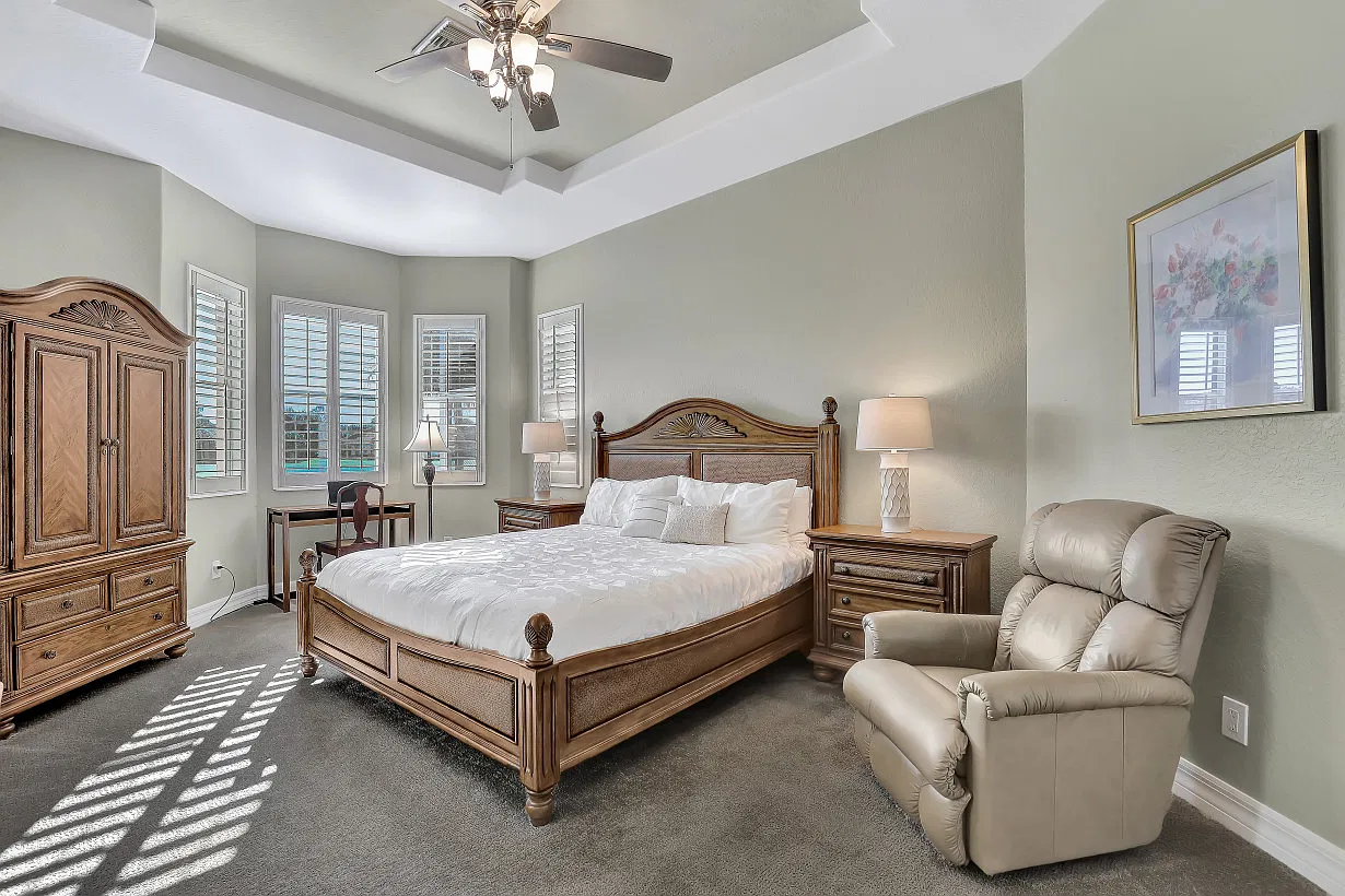 3 bed, 2069 sqft, $8,000 — Photo 3