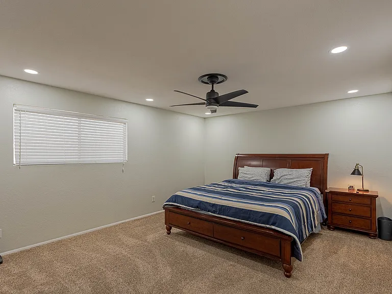 2312 Warbler Ln — Photo 16