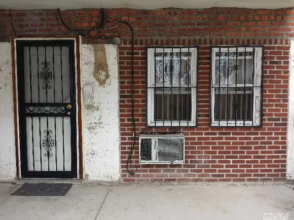 15318 77th Rd, Flushing, NY 11367