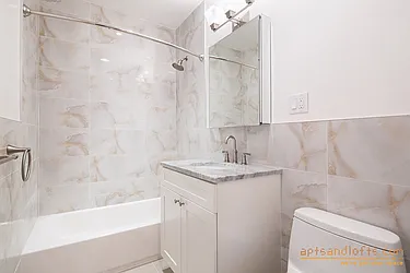 Rented by aptsandlofts.com