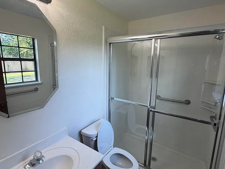 2434 Dundee Dr — Photo 10